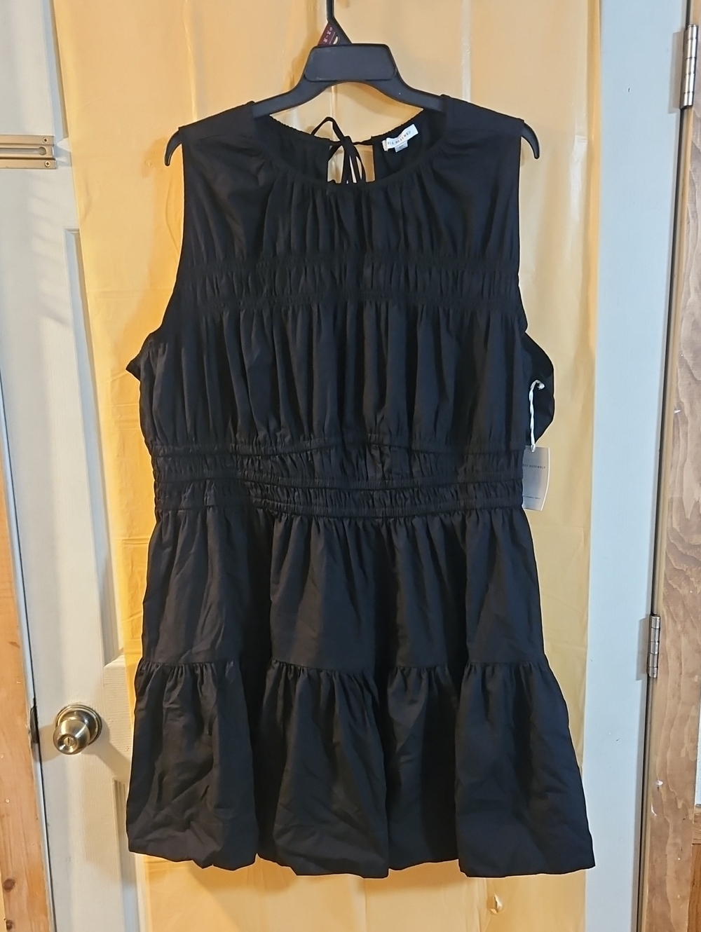 Free Assembly Smocked Cotton Drop Waist Mini Dress: Black: New With Tags: SZ 3X